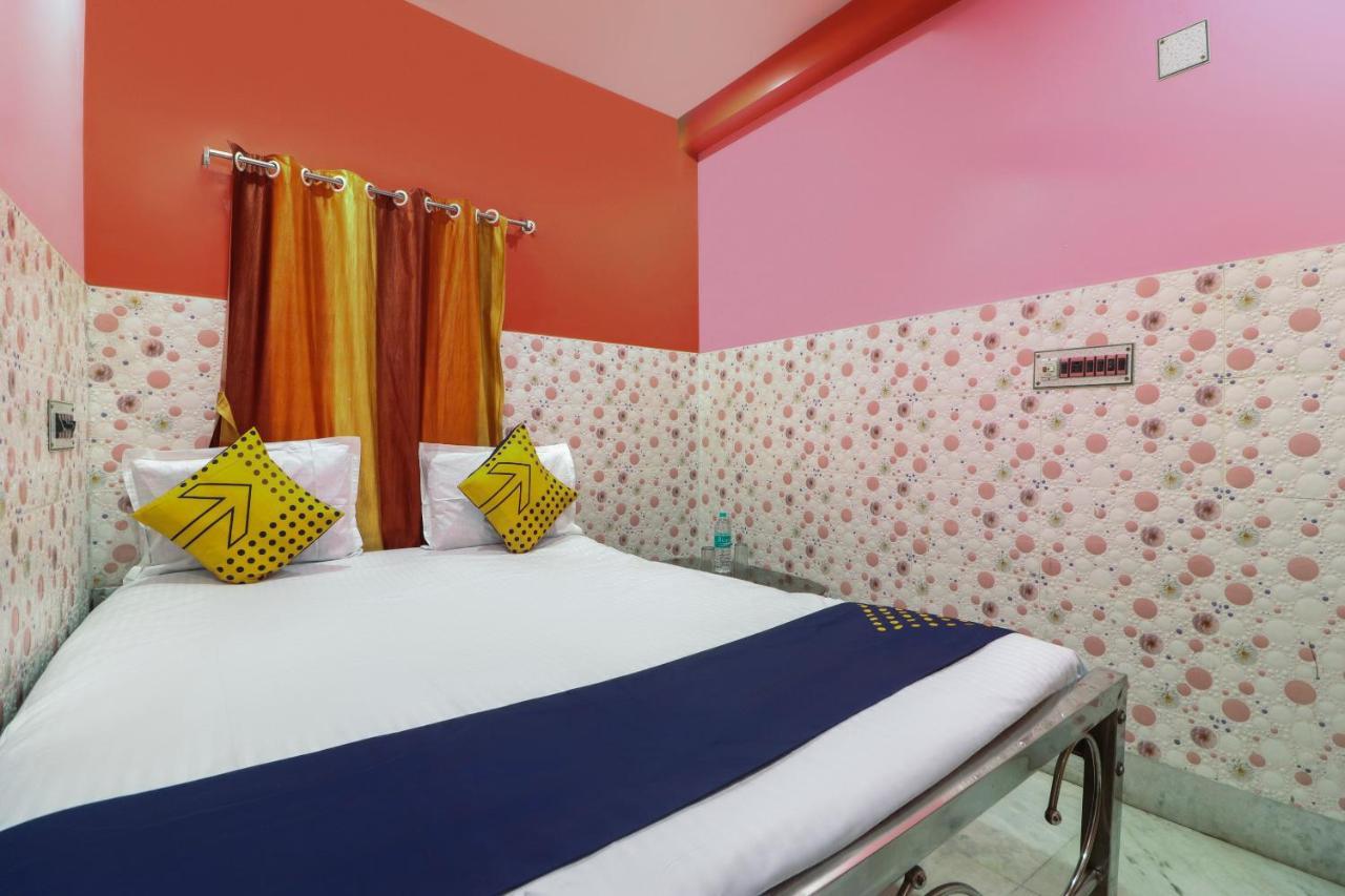 Spot On 49584 Asmi Hotel Hugli-Chinsurah Bagian luar foto